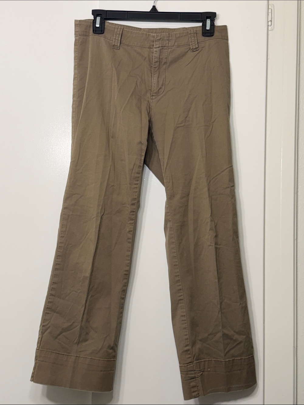 Old Navy Women's Tan Chino Pants